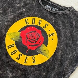 Guns and roses t-shirt